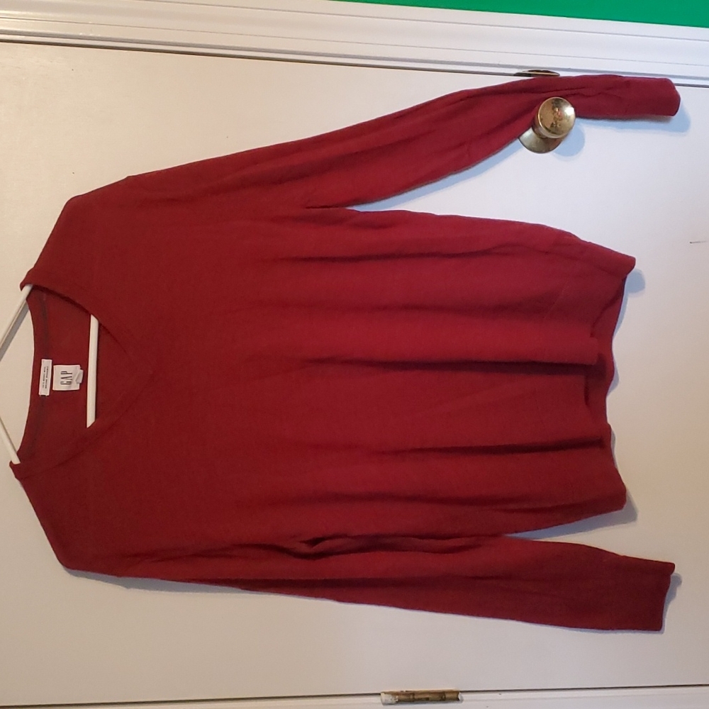 GAP men's L merino wool V-neck maroonish red sweater